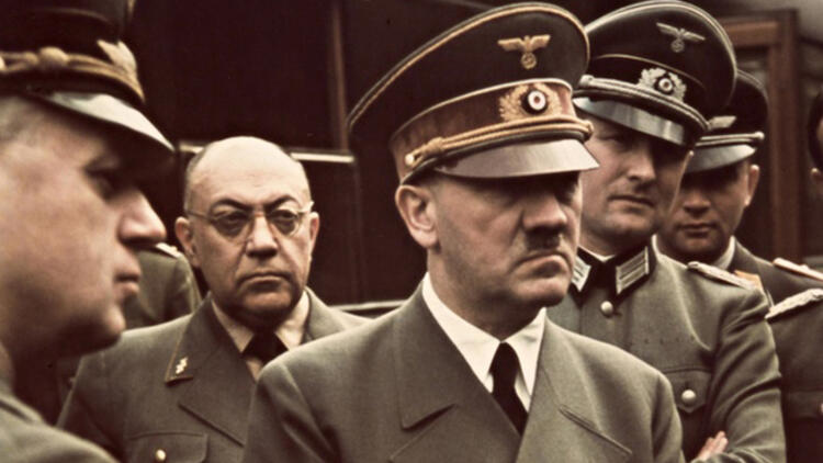 Hitler’in Sosyetik Doktoru 10
